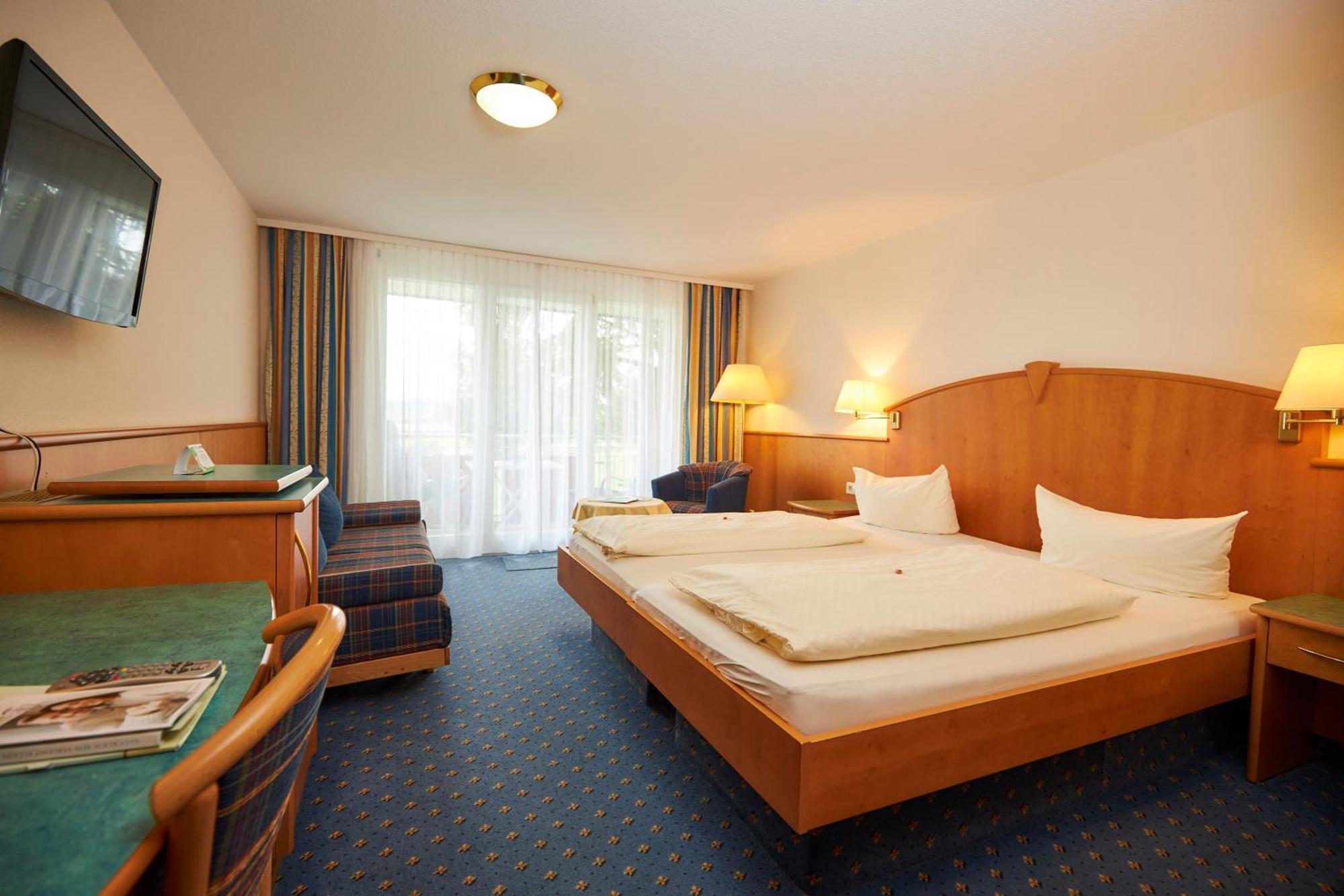Flair Hotel Landgasthof Roger Löwenstein Esterno foto